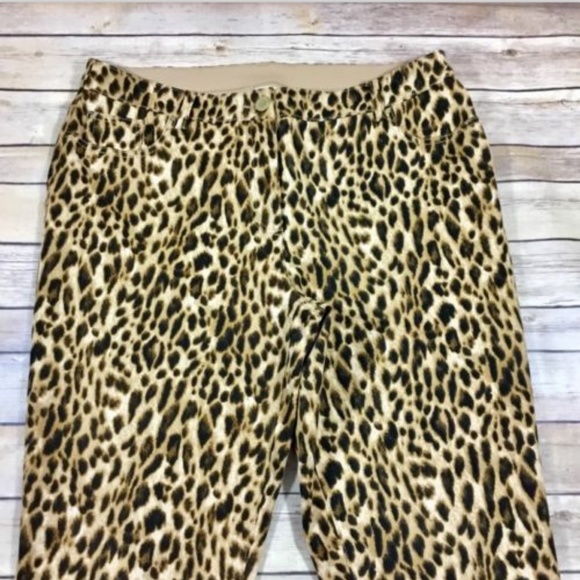 Chicos size 2.5 or 14 So Slimming Womens Straight Leg lightweight leopard jean - Picture 4 of 8